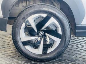 Nissan Magnite 1.0 Visia manual - Image 18