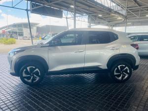 Nissan Magnite 1.0 Visia manual - Image 4