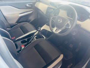 Nissan Magnite 1.0 Visia manual - Image 9