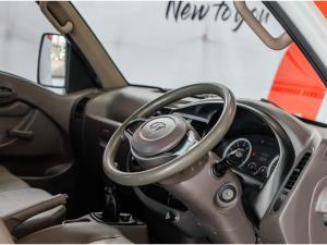 Hyundai H-100 Bakkie 2.6D deck (aircon) - Image 6