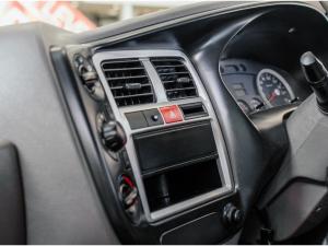 Hyundai H-100 Bakkie 2.6D deck (aircon) - Image 9
