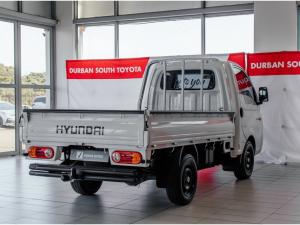 Hyundai H-100 Bakkie 2.6D deck (aircon) - Image 2