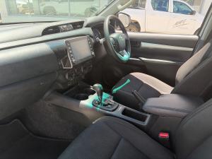 Toyota Hilux 2.4GD-6 double cab 4x4 Raider X auto - Image 7