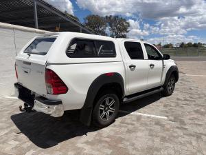 Toyota Hilux 2.4GD-6 double cab 4x4 Raider X auto - Image 2