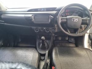 Toyota Hilux 2.0 single cab S (aircon) - Image 6