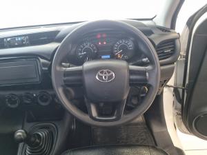 Toyota Hilux 2.0 single cab S (aircon) - Image 8
