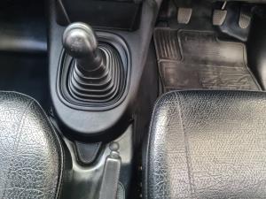 Toyota Hilux 2.0 single cab S (aircon) - Image 10