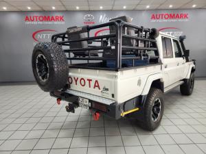 Toyota Land Cruiser 79 4.5DD/C - Image 2