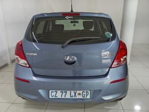 Hyundai i20 1.4 Fluid - Image 5