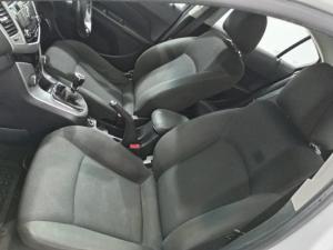 Chevrolet Cruze sedan 1.6 LS - Image 14