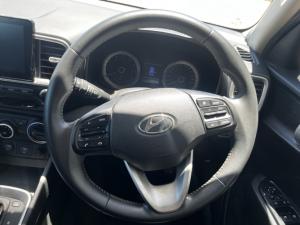 Hyundai Venue 1.0T Fluid auto - Image 6