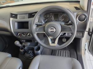 Nissan Navara 2.5DDTi single cab XE - Image 9