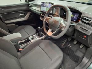 Renault Duster 1.2T hybrid Zen 4WD - Image 15
