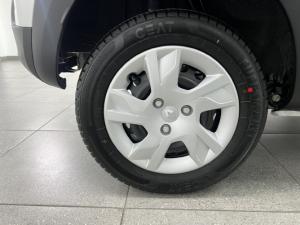 Renault Kwid 1.0 Techno manual - Image 17