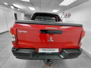 Mitsubishi Triton 2.4DI-D double cab 4x4 auto - Image 4