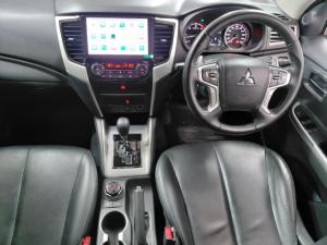 Mitsubishi Triton 2.4DI-D double cab 4x4 auto - Image 6