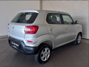Suzuki S-Presso 1.0 GL manual - Image 3