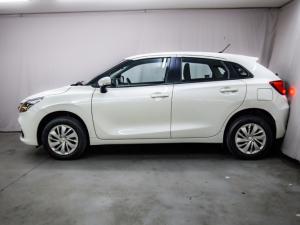 Suzuki Baleno 1.5 GL auto - Image 2