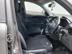 Mahindra KUV100 Nxt 1.2 G80 K2+ - Image 8