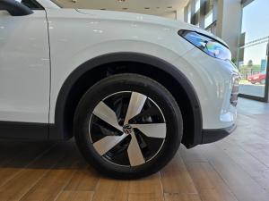 Volkswagen Tiguan 1.4TSI Life - Image 8