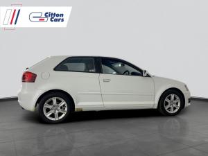 Audi A3 1.6 TDI Attraction Stronic - Image 5