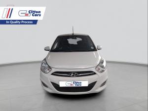 Hyundai i10 1.1 GLS/MOTION - Image 2