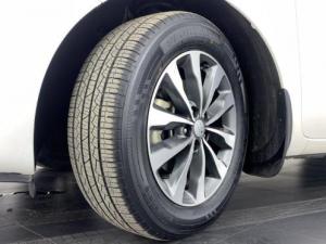 Kia Sedona 2.2D SXL automatic - Image 6