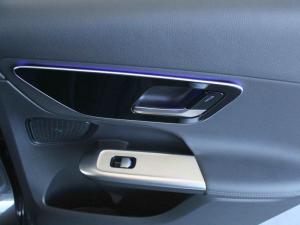 Mercedes-Benz GLC GLC300d 4Matic Avantgarde - Image 14