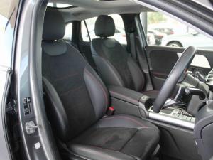 Mercedes-Benz GLA GLA200d Progressive - Image 16