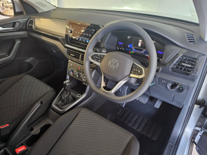 Volkswagen T-Cross 1.0TSI auto - Image 3