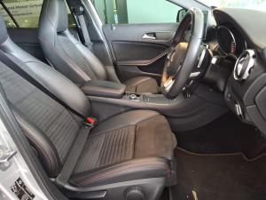 Mercedes-Benz GLA GLA200 auto - Image 7