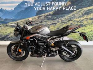 Triumph Street Triple 765 - Image 4