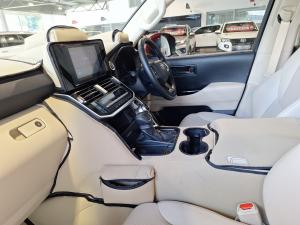Toyota Land Cruiser 300 3.3D GX-R - Image 7
