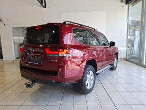 Toyota Land Cruiser 300 3.3D GX-R - Image 2