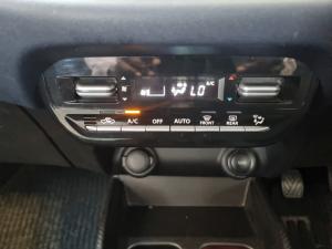 Toyota Starlet 1.5 XS manual - Image 13