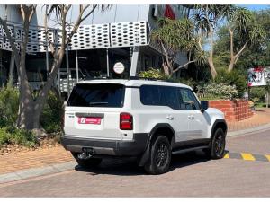 Toyota Land Cruiser Prado 2.8GD TX - Image 2