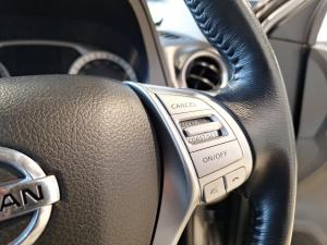 Nissan Navara 2.3D double cab 4x4 LE auto - Image 10