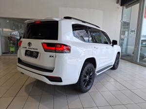 Toyota Land Cruiser 300 3.3D ZX - Image 2