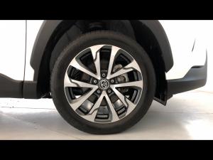 Toyota Corolla Cross 1.8 XR - Image 17