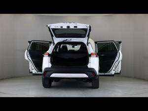 Toyota Corolla Cross 1.8 XR - Image 24