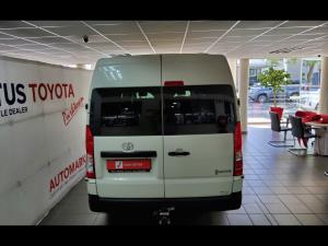 Toyota Quantum 2.8 SLWB panel van - Image 5