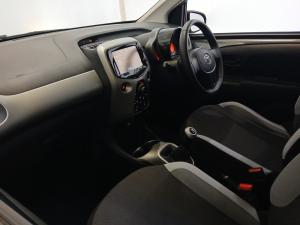Toyota Aygo 1.0 X-Play - Image 7