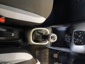 Toyota Aygo 1.0 X-Play - Image 9