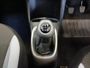 Toyota Aygo 1.0 X-Play - Image 10