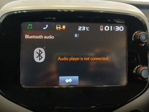 Toyota Aygo 1.0 X-Play - Image 11