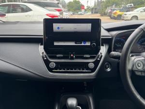 Toyota Corolla hatch 2.0 XR - Image 14