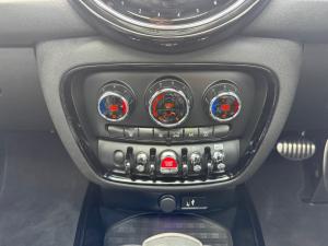 MINI Clubman John Cooper Works ALL4 Clubman - Image 14