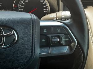 Toyota Landcruiser 300 V6 3.3D ZX - Image 10