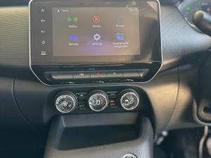 Nissan Magnite 1.0T Acenta CVT - Image 10