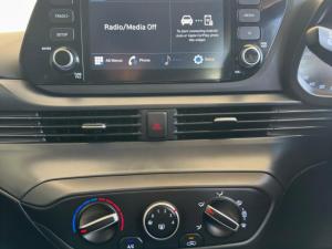 Hyundai i20 1.2 Motion - Image 9